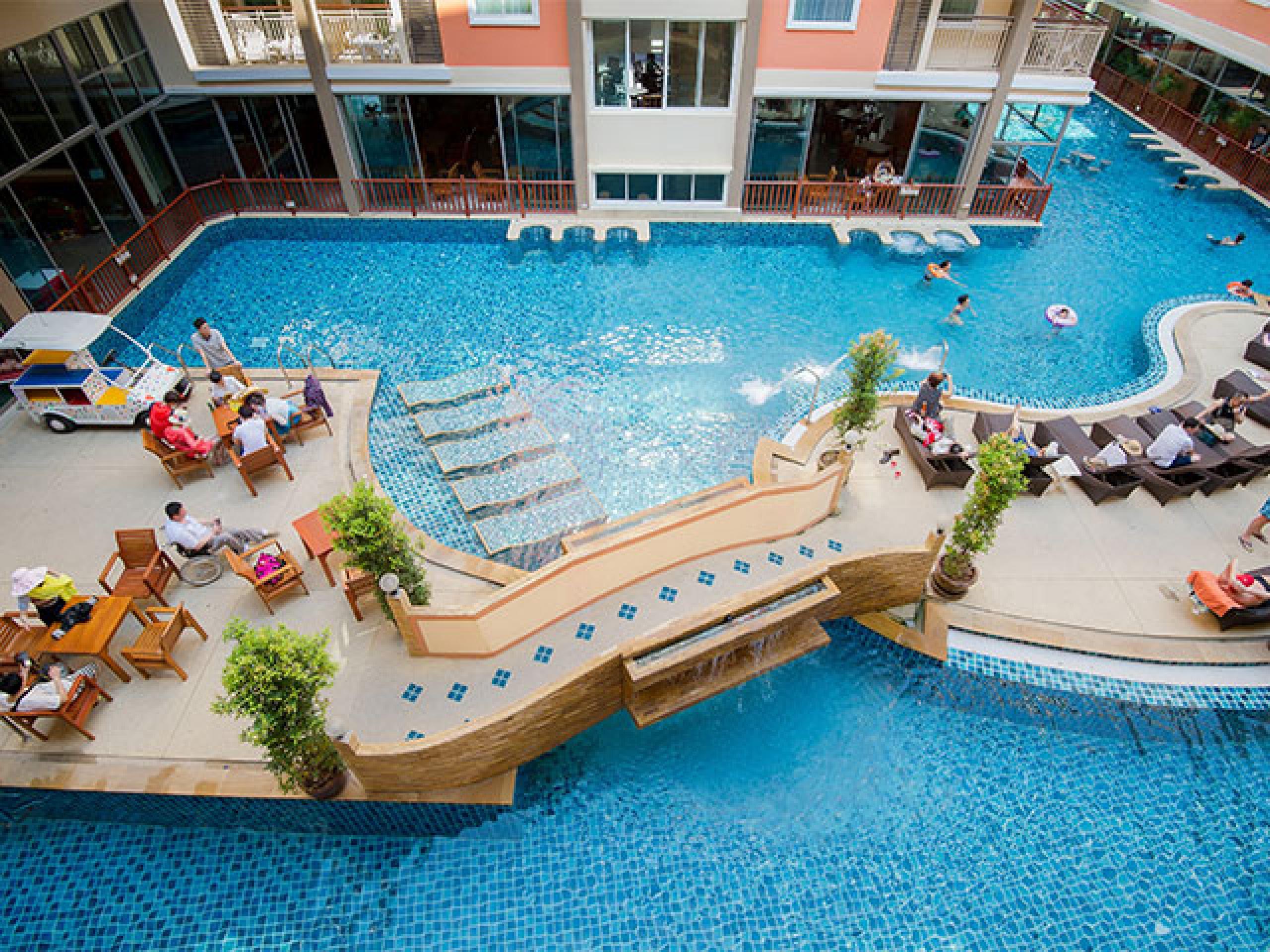Bauman Residence Phuket Εξωτερικό φωτογραφία