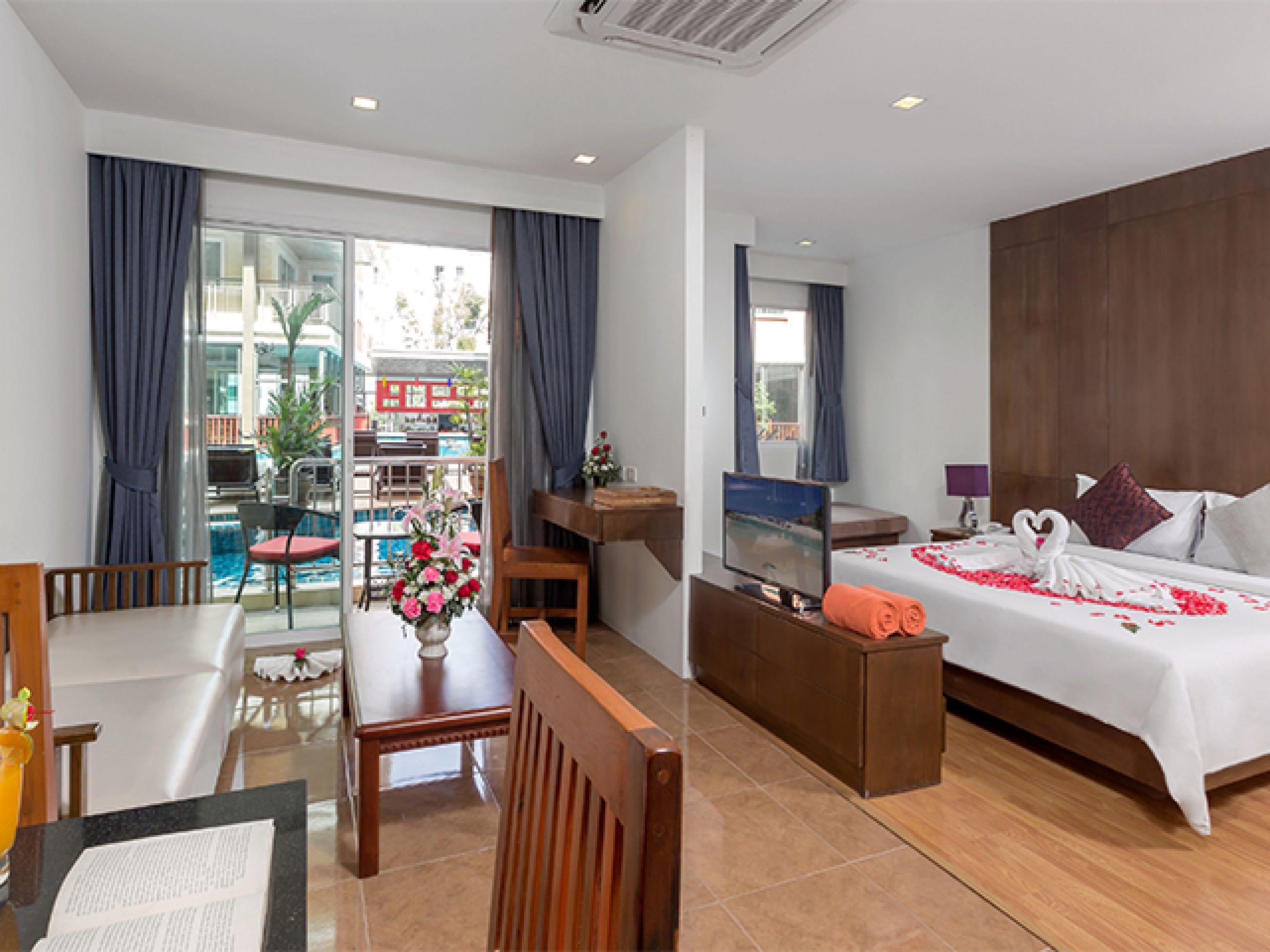 Bauman Residence Phuket Εξωτερικό φωτογραφία