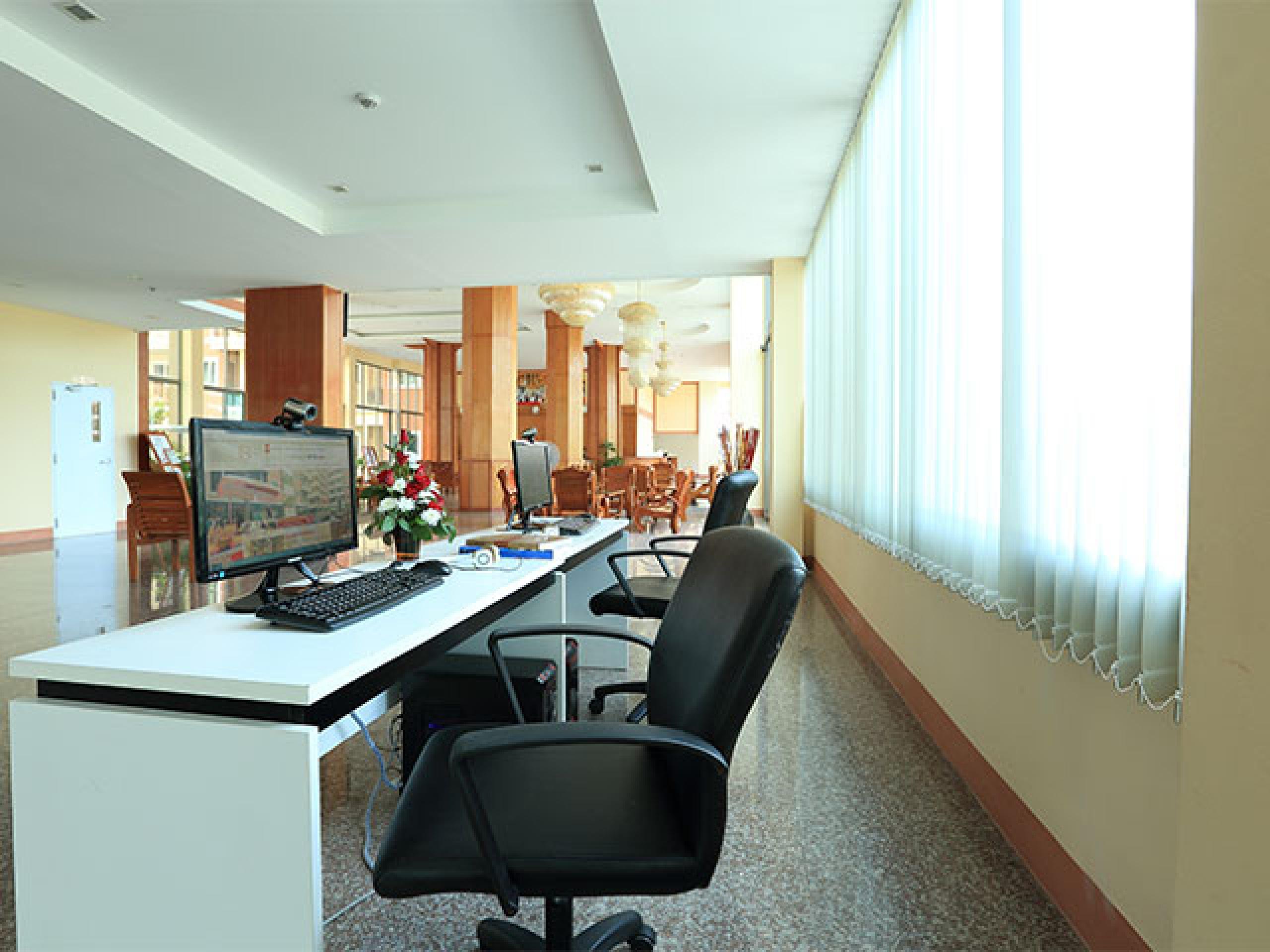 Bauman Residence Phuket Εξωτερικό φωτογραφία